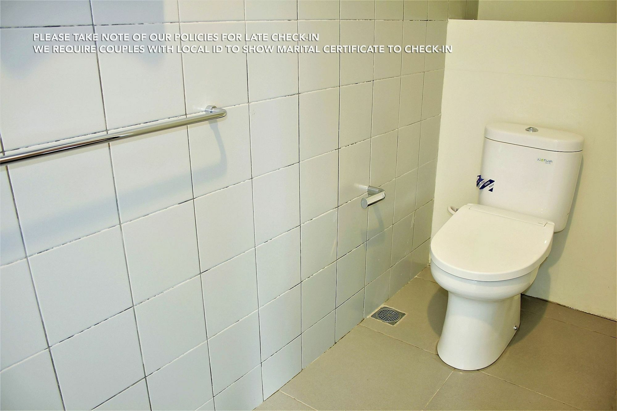 Zen Rooms Patra Kuningan Syariah Giacarta Esterno foto