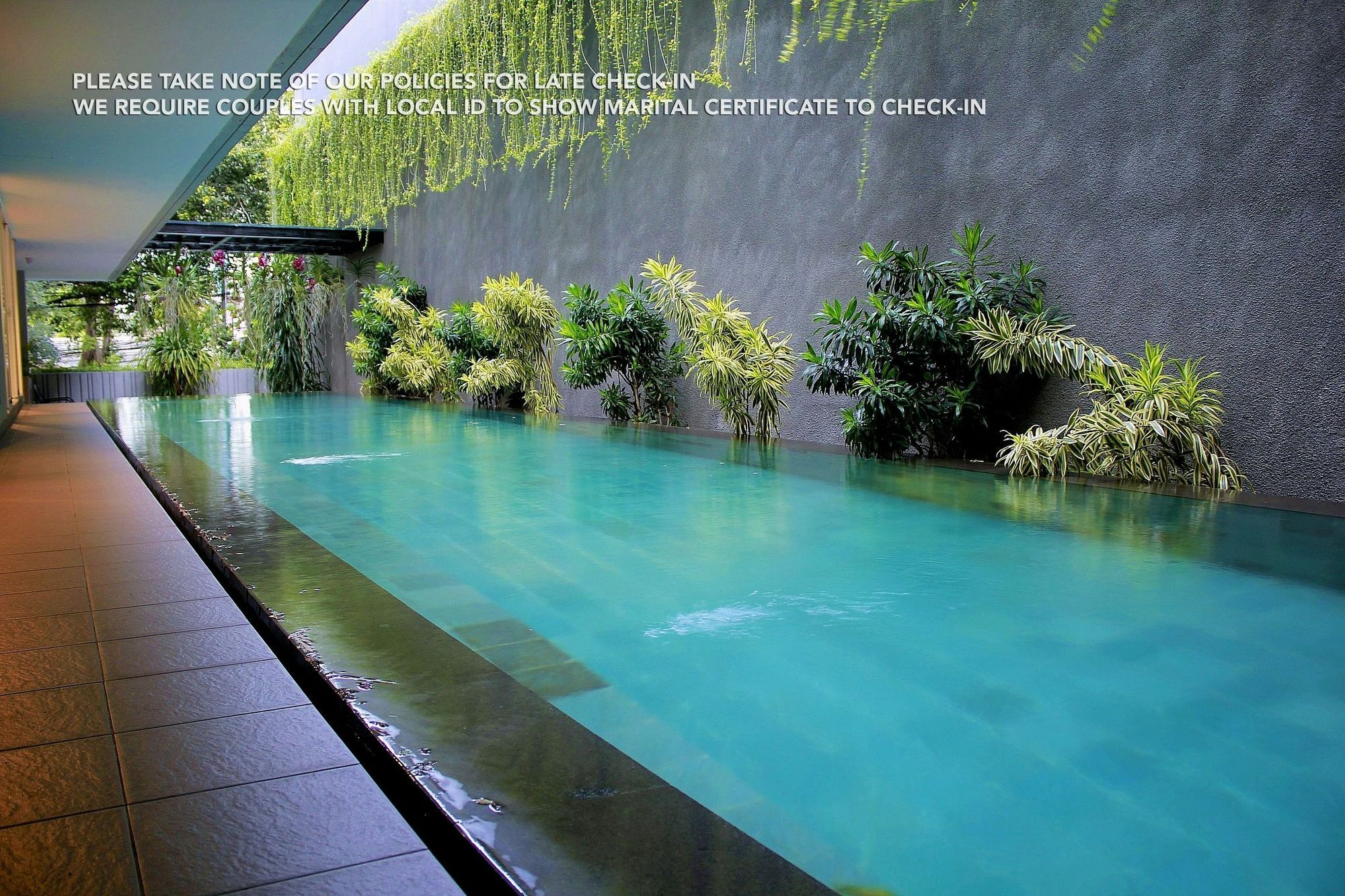 Zen Rooms Patra Kuningan Syariah Giacarta Esterno foto