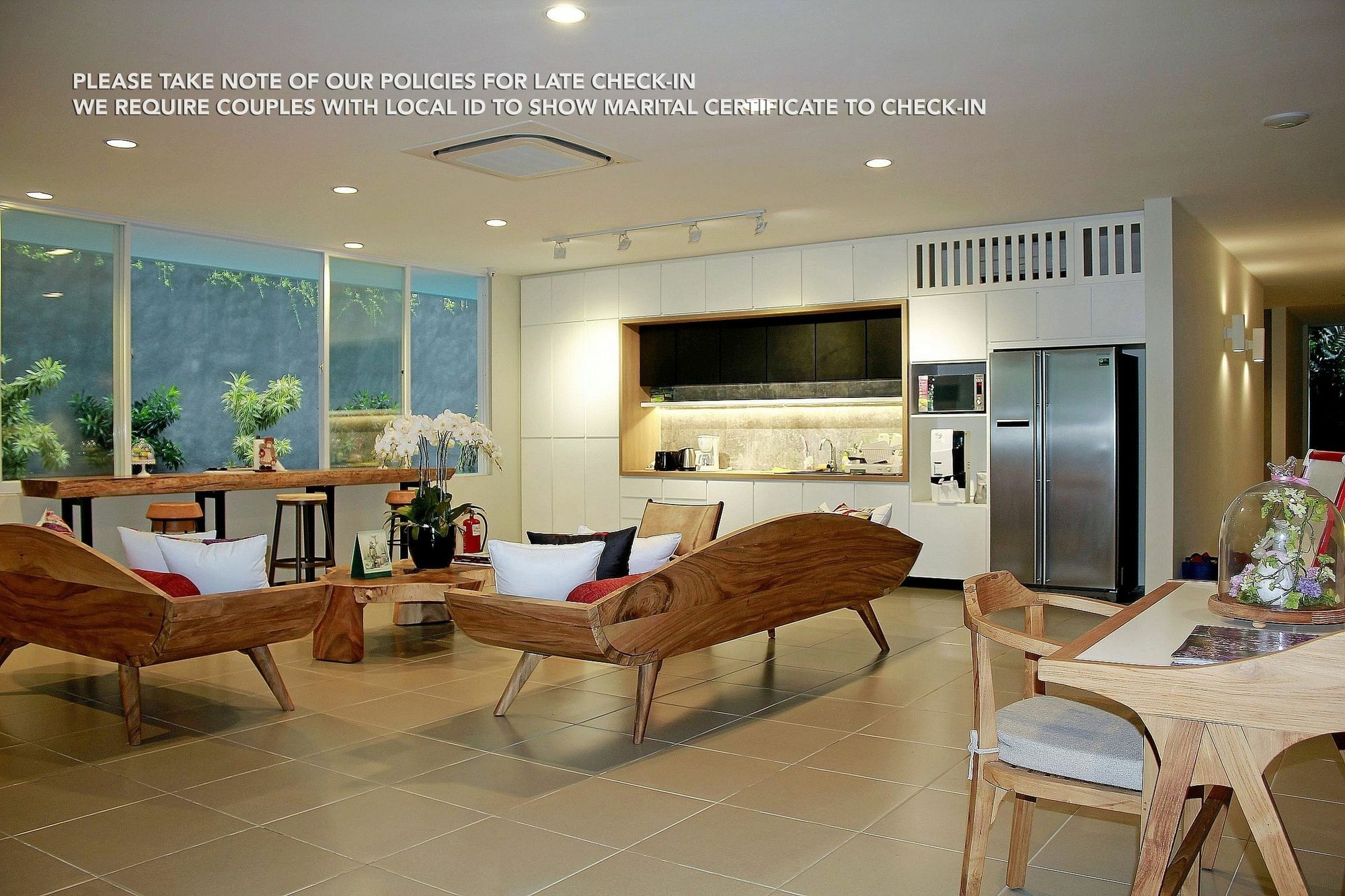 Zen Rooms Patra Kuningan Syariah Giacarta Esterno foto